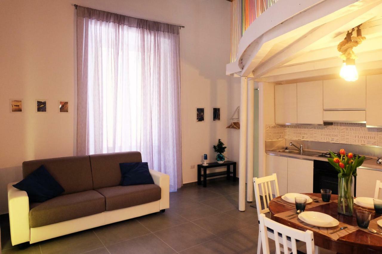 Il-Terno All'8 Al Centro Storico Old Town نابولي المظهر الخارجي الصورة