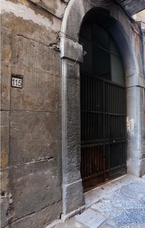 Il-Terno All'8 Al Centro Storico Old Town نابولي المظهر الخارجي الصورة